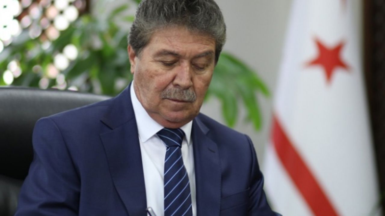 Bakan Üstel "Toplam 5143 test yapıldı, 29'u yerel 49 pozitif vakaya rastlandı, 40 kişi taburcu edildi"