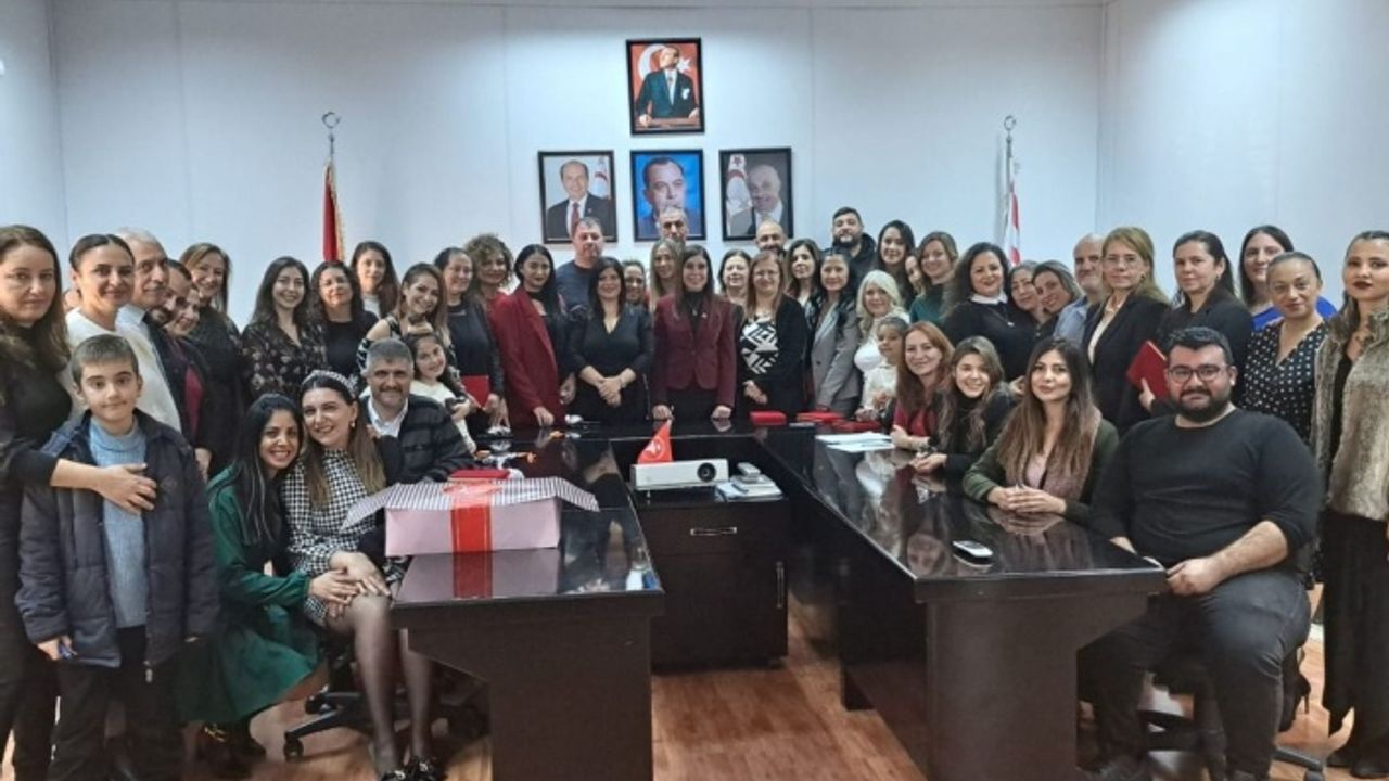 Altuğra, Sağlık Bakanlığı personelinin yeni yılını kutladı