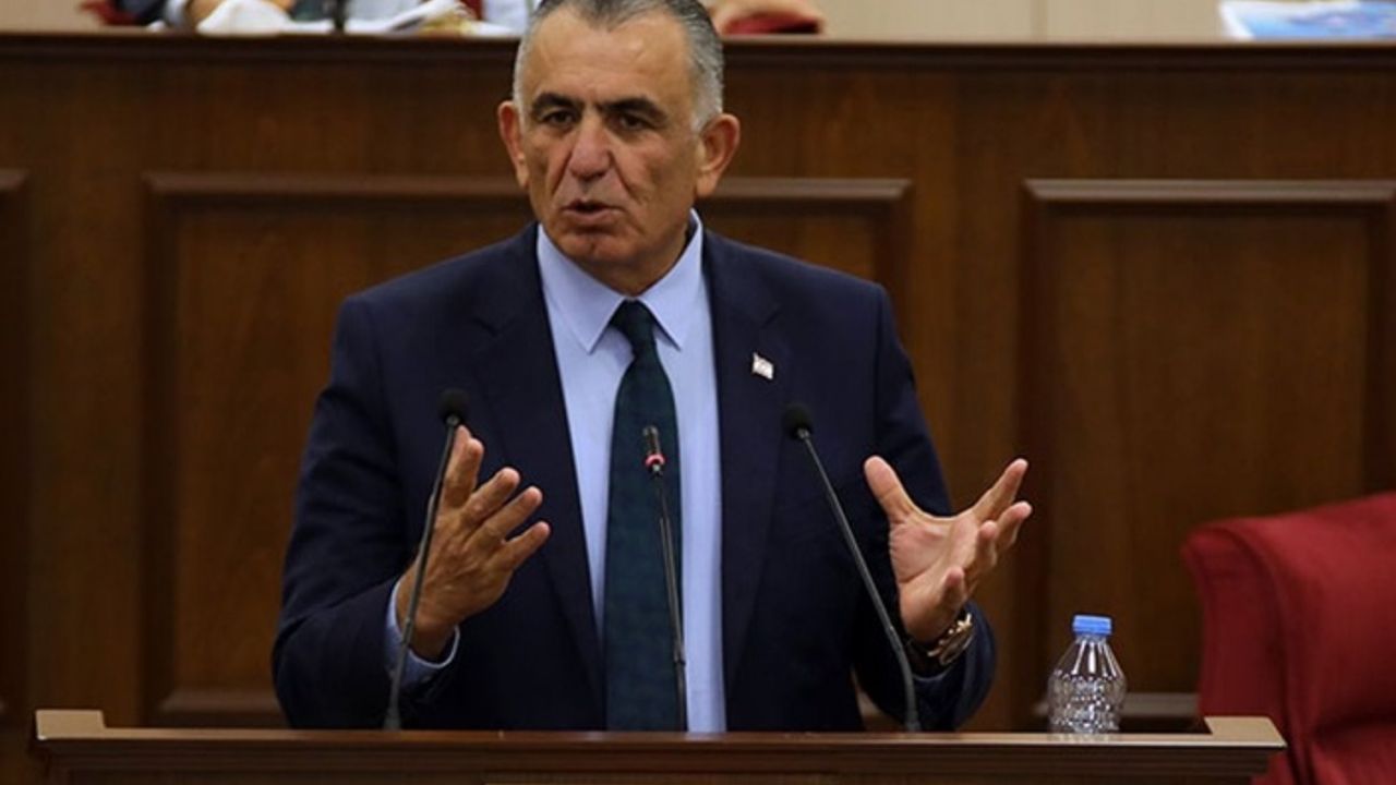"Göz yaşları sel olmasın diye uğraşıyoruz"