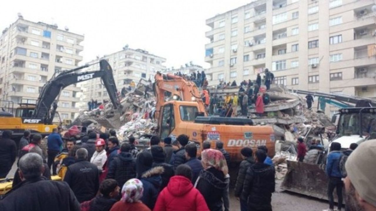 KKTC Gaziantep Başkonsolosu Demirel: "Arama kurtarma çalışmaları aralıksız devam ediyor"