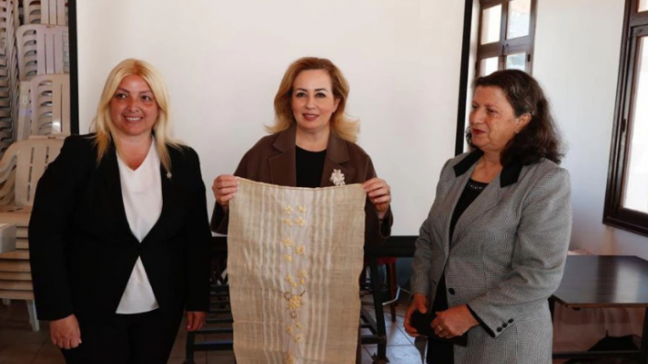 Mehmetçik’te ipek böceği yetiştiriciliği ve koza işi semineri düzenlendi