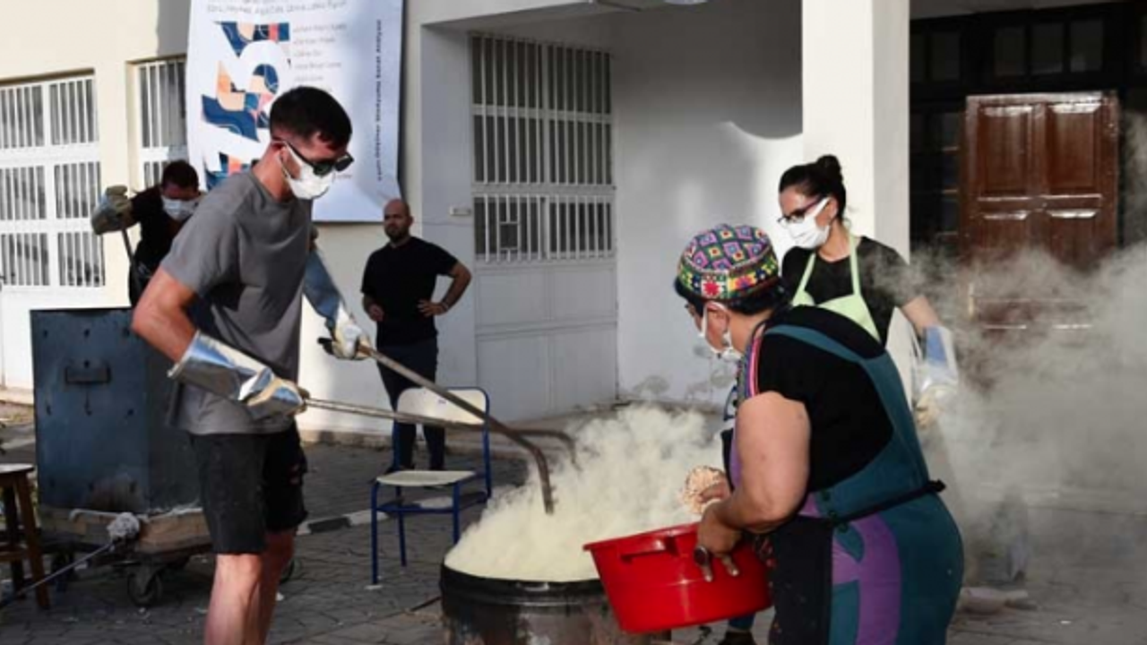 DAÜ 13. Sanat Buluşması, RAKU fırınlaması etkinliği ile sona erdi