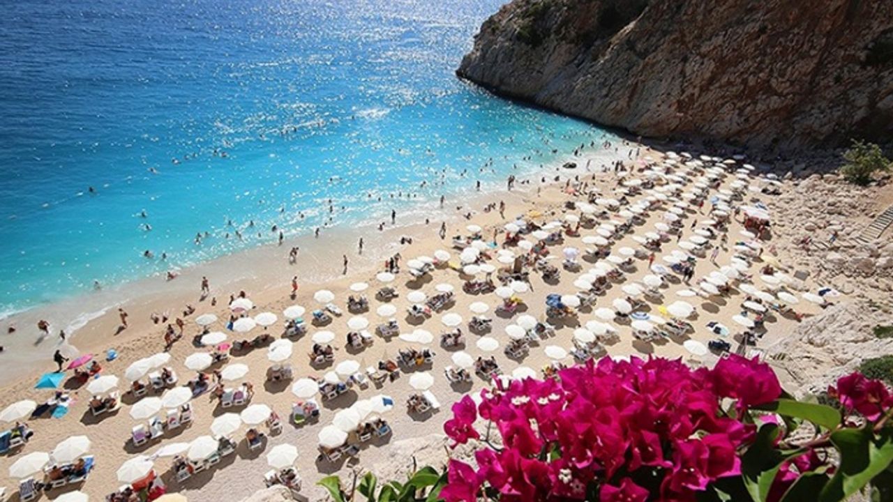 Türkiye’de turizm geliri ikinci çeyrekte yüzde 23,1 arttı