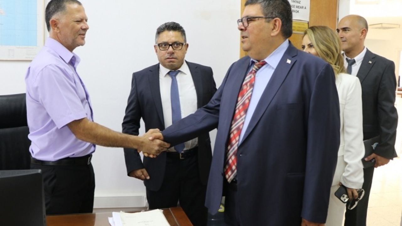 Maliye Bakanı Dr. Özdemir Berova, Personel İle Biraraya Geldi