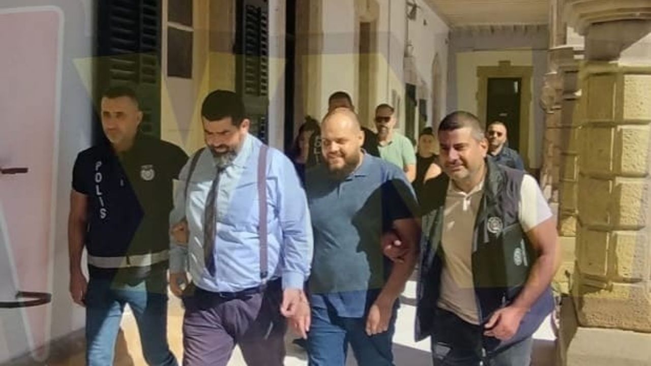 2 doktor ve 2 eczacı mahkemeye çıktı