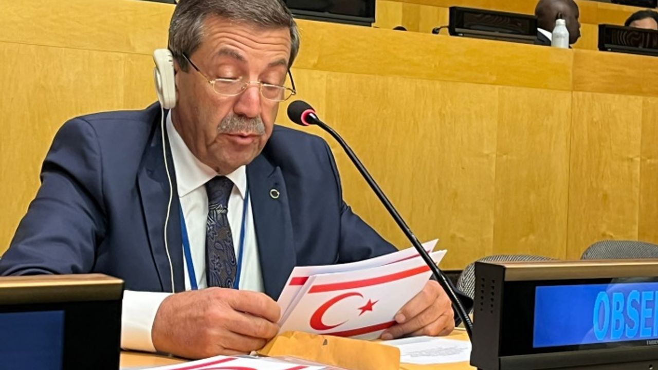 Ertuğruloğlu, İİT Dışişleri Bakanları Yıllık Koordinasyon toplantısında konuştu: Kıbrıs adasının gerçeği, bir ada ama iki devlet olmasıdır