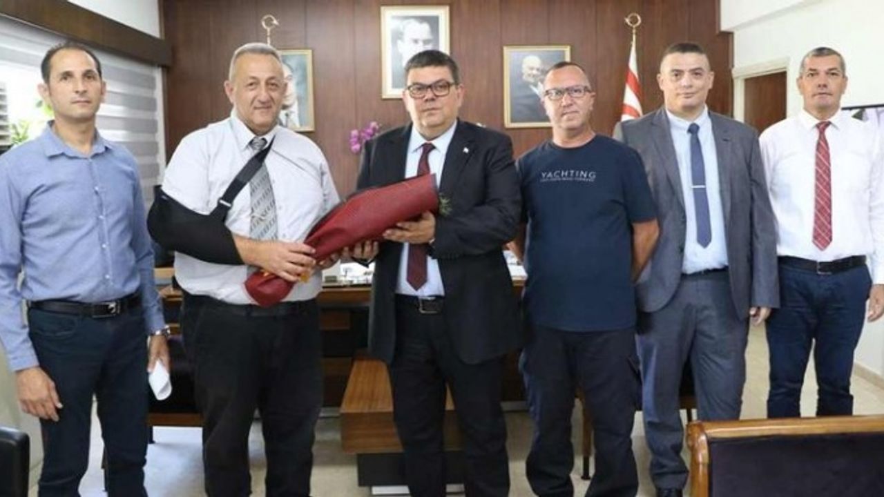 Maliye Bakanı Berova Kıbrıs Türk Polis Mensupları Derneği'ni kabul etti