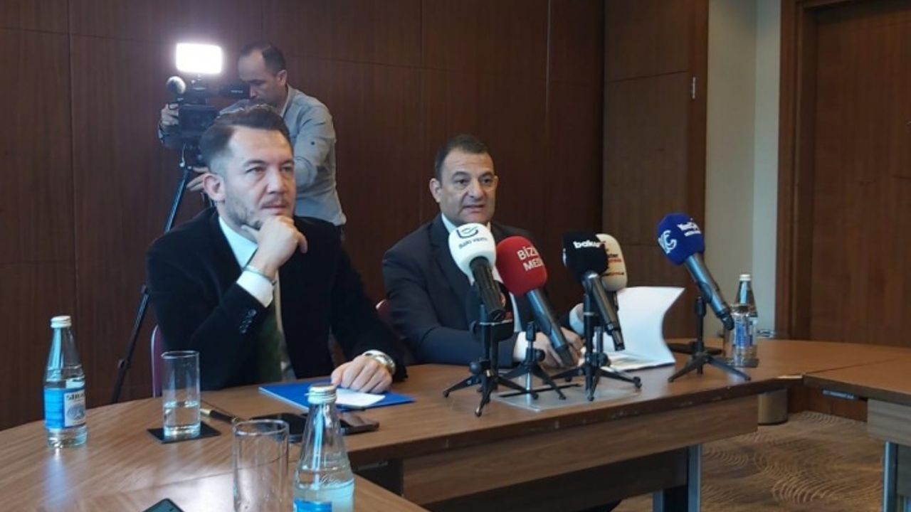 ARUCAD Rektörü Prof. Dr. Asım Vehbi,  Azerbaycan'da Sunum Yaptı.