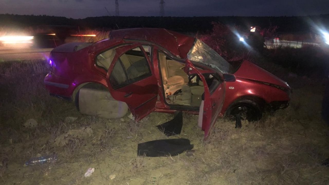 Pamuklu-Çayırova anayolunda trafik kazası.. 2 yaralı