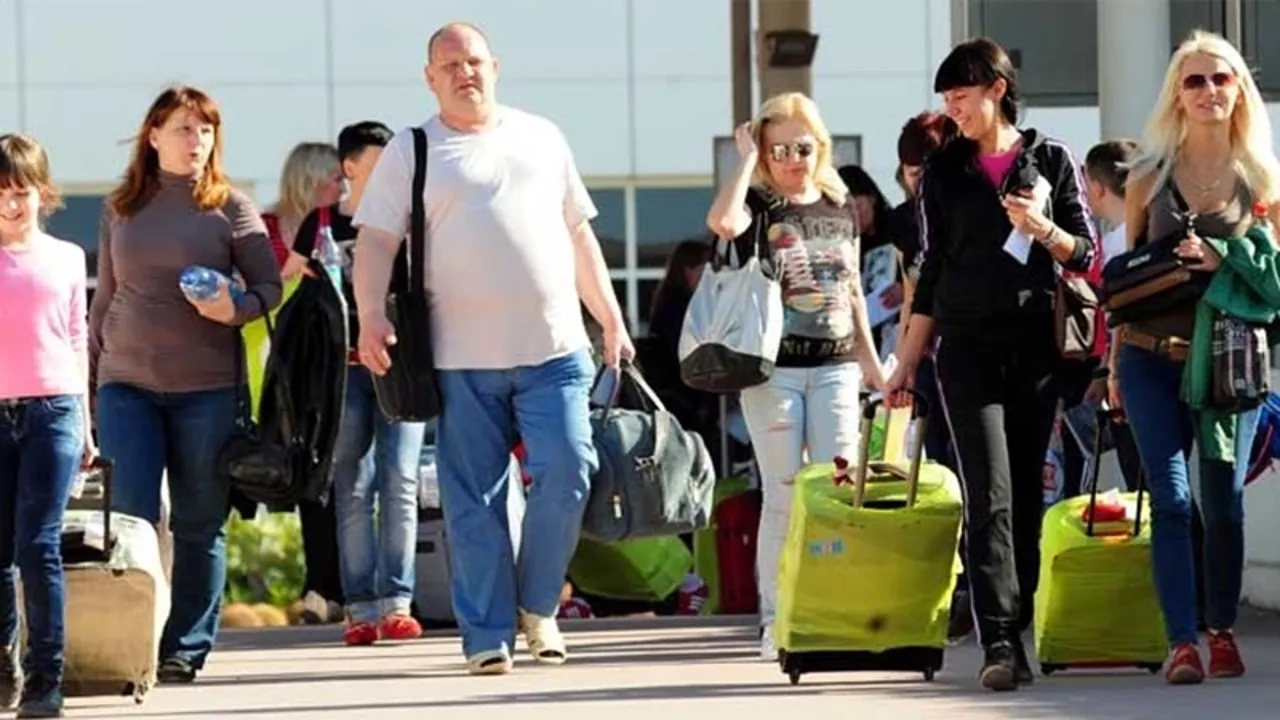 Güney Kıbrıs, Kasım ayına kadar 61 bin 796 Rus turisti ağırladı