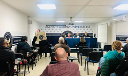 Akdeniz Karpaz Üniversitesi 27-28 Ocak Şehitlerini Anma Paneli Düzenledi