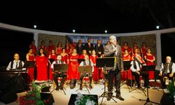 Cumhurbaşkanı Tatar, Vadili Kültür Derneği TSM Korosu’nun konserini dinledi