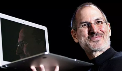 Akıllara durgunluk veren olay! Steve Jobs yapay zekayla canlandırıldı