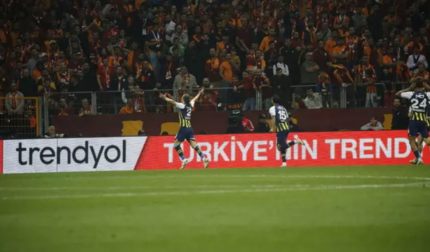 Fenerbahçe'den uzun yıllar  hafızalardan çıkmayacak Galatasaray galibiyeti!