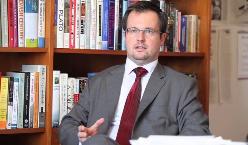 Prof. Dr. Şener Aktürk: Batı Avrupa’da Katolik olmayan tüm azınlıklar etnik temizliğe uğradı
