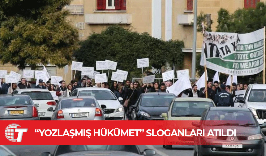 Rum Başkanlık Sarayı önünde protesto eylemi yapıldı