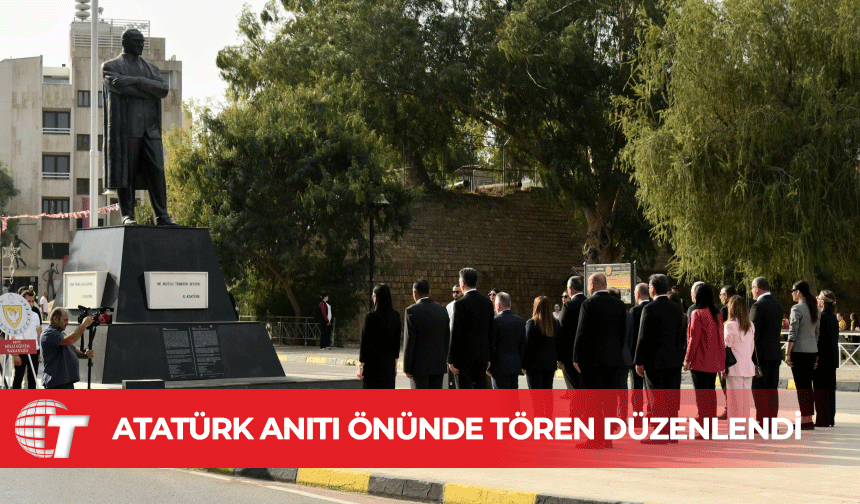 Öğretmenler Günü dolayısıyla Lefkoşa Atatürk Anıtı önünde tören düzenlendi