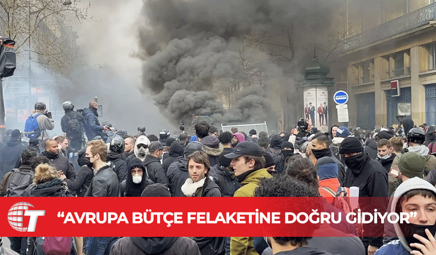 Bloomberg: İngiltere ve Avrupa ekonomik çöküşe doğru gidiyor